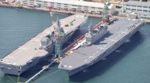 日本秘密武器曝光：直升机护卫舰VS航母，究竟谁更强？